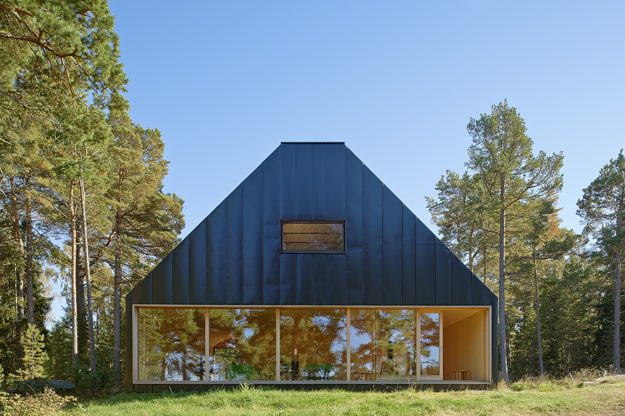 Summerhouse-Husaro-by-Tham-Videgard-Arkitekter.jpg Summerhouse-Husaro-by-Tham-Videgard-Arkitekter.jpg
