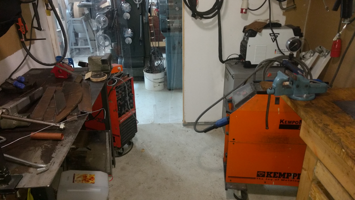 2qyZlQO.jpg 2qyZlQO.jpg