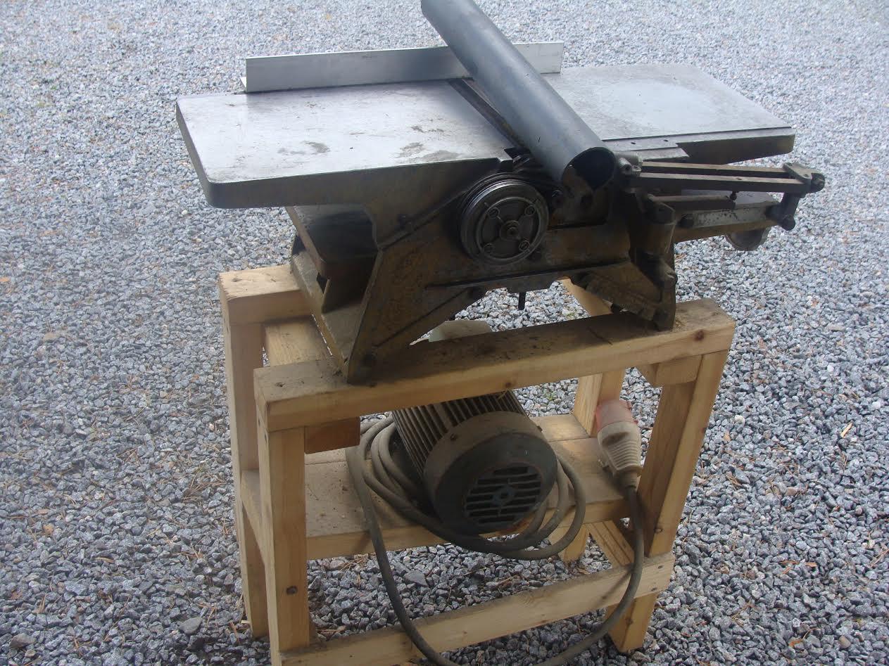 Lw7kmR1.jpg