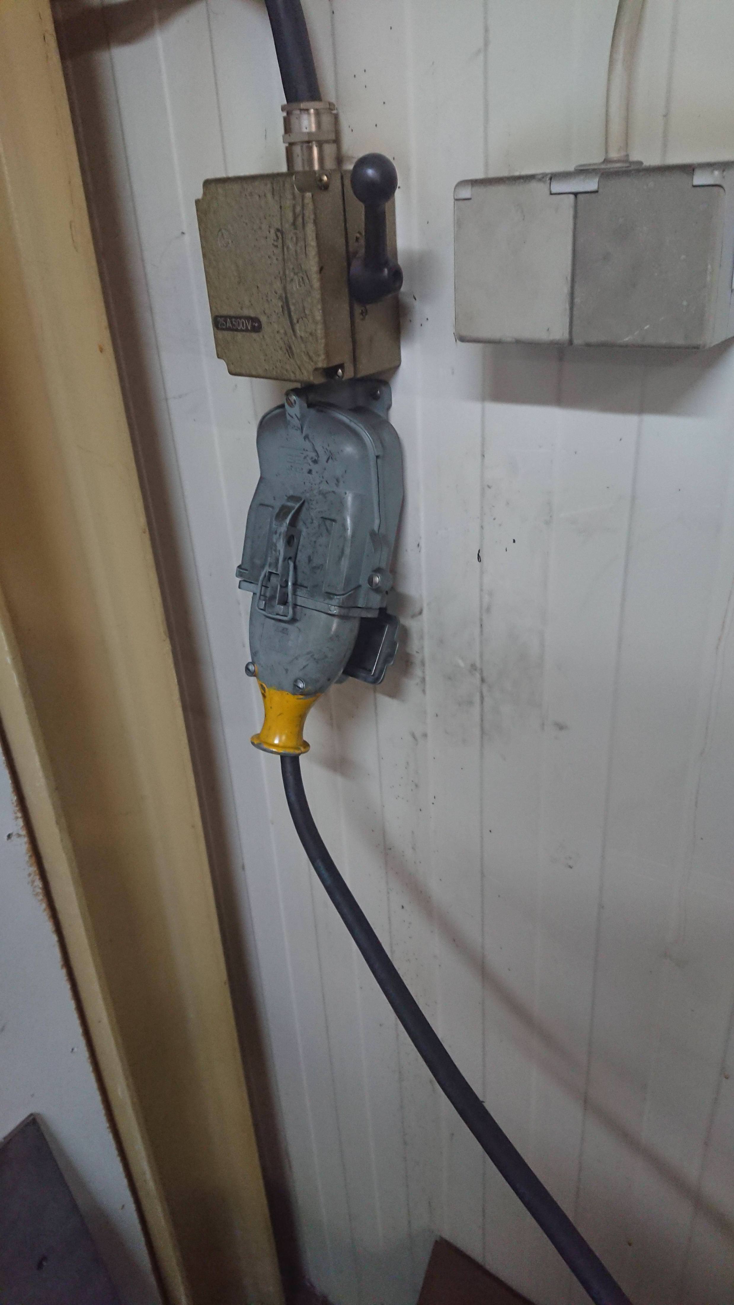 ZJTIoRR.jpg ZJTIoRR.jpg