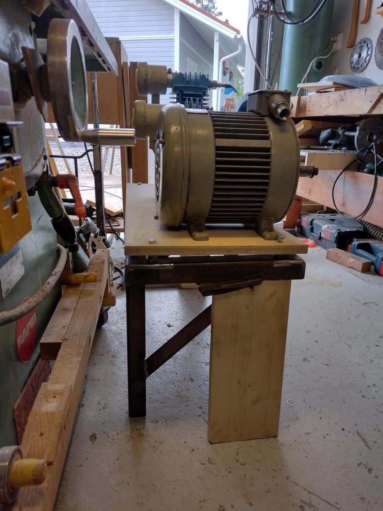 IcUHp3mh.jpg IcUHp3mh.jpg