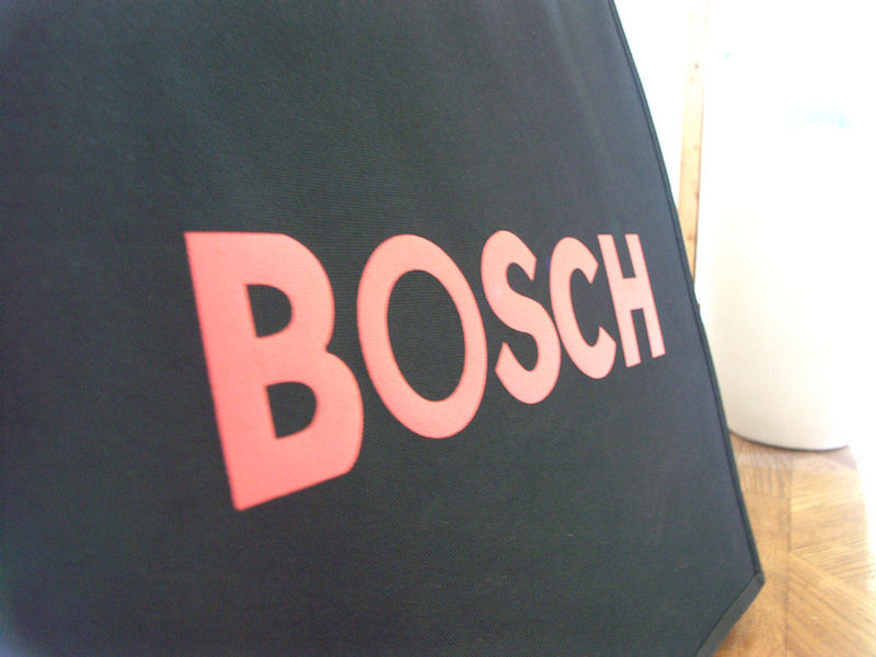 bosch004.jpg bosch004.jpg