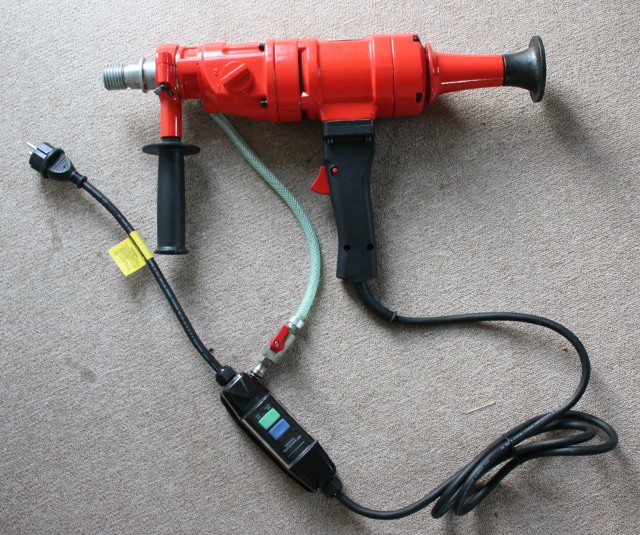 coredrill5.jpg coredrill5.jpg