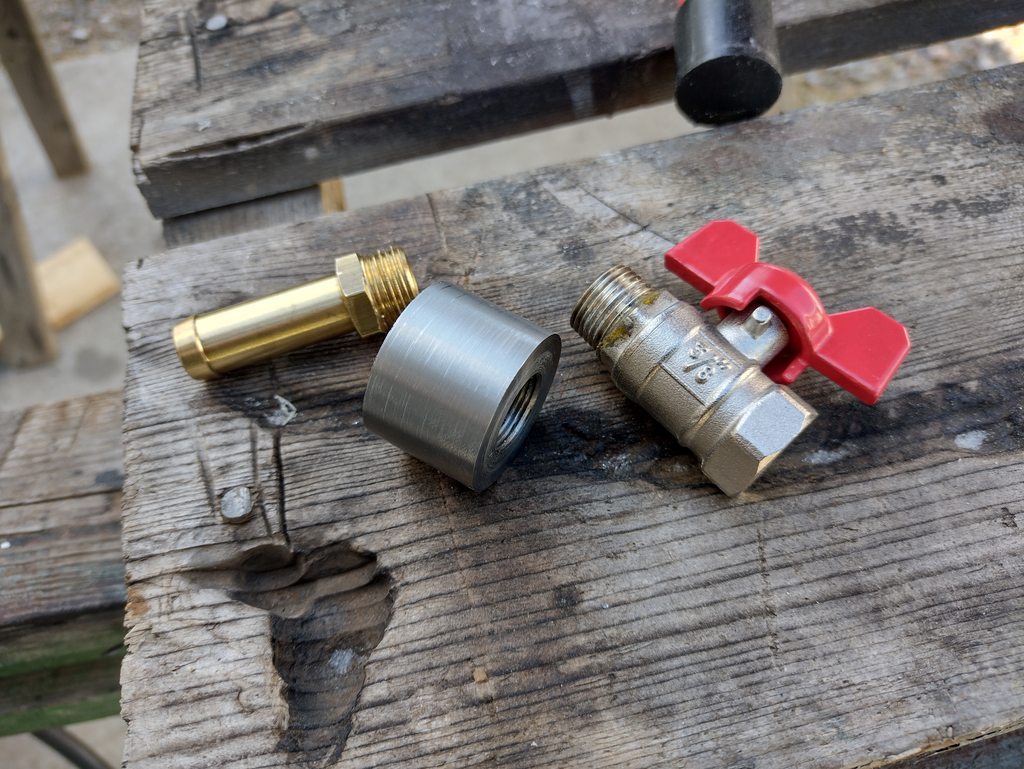 NUDtJ9zh.jpg NUDtJ9zh.jpg