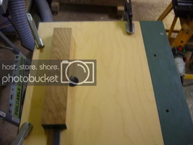 sinkfrsmall1.jpg sinkfrsmall1.jpg