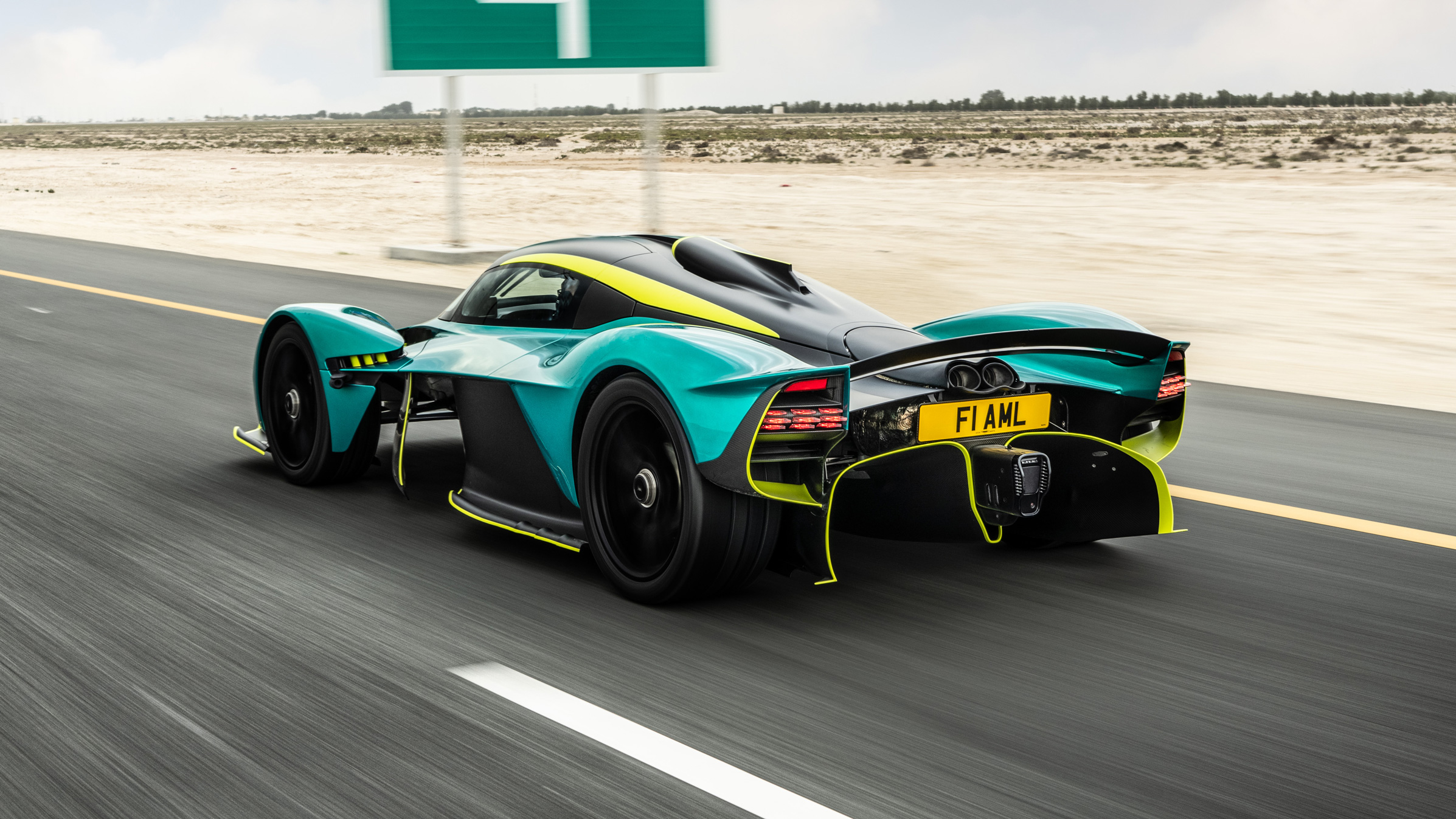 5-Aston-Martin-Valkyrie.jpg
