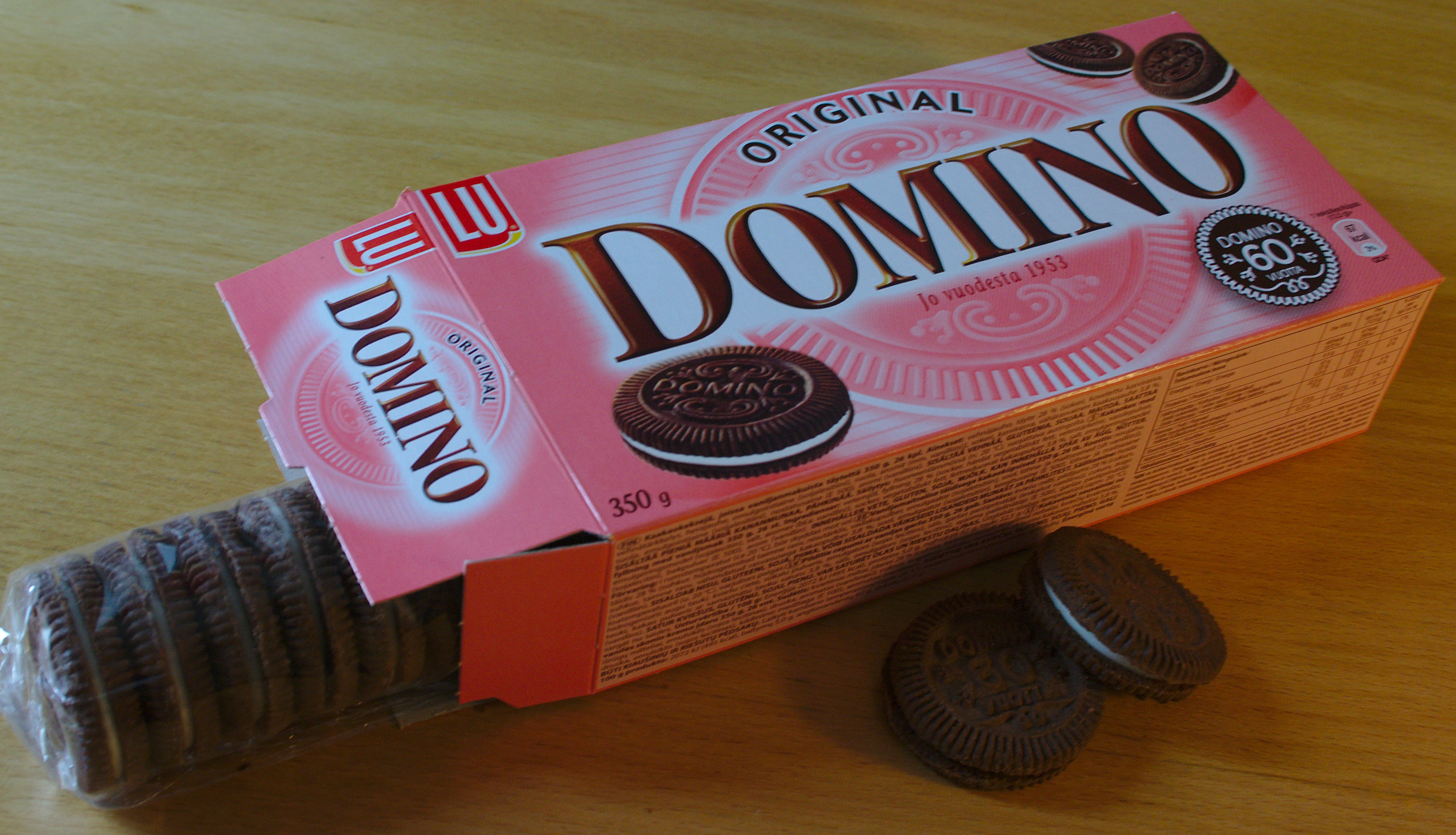 Domino_cookie_pack_%2860th_anniversary%29.jpg Domino_cookie_pack_%2860th_anniversary%29.jpg