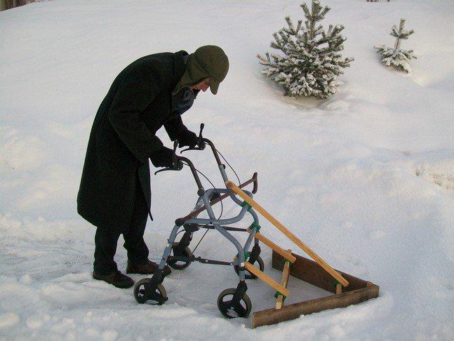 imagessnow-plow-for-seniors.jpg
