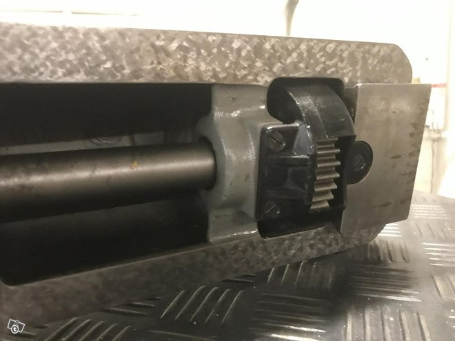 RlR0hDR.png RlR0hDR.png