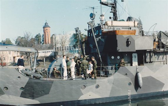 mul12-1.jpg mul12-1.jpg