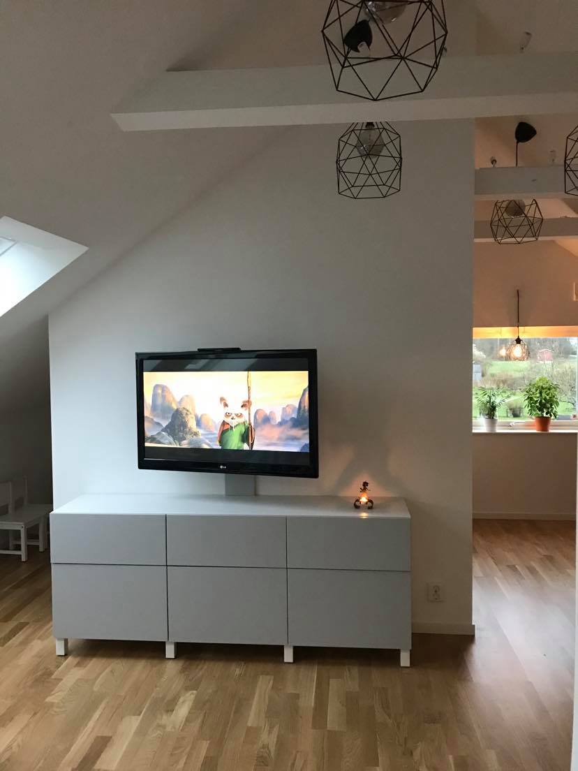 tv.jpg tv.jpg