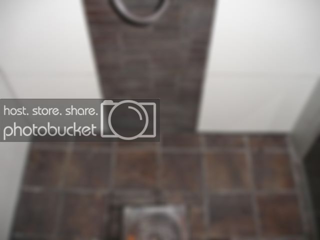 dusch.jpg dusch.jpg