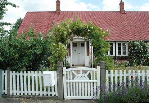 Portal till äldre hus