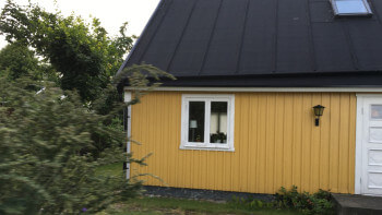 Så gör du om en kriminell skriver sig på din adress