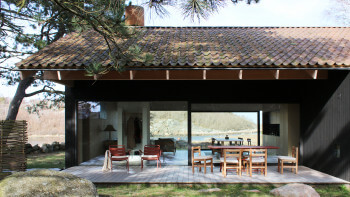 Fyra små hus - ett med naturen