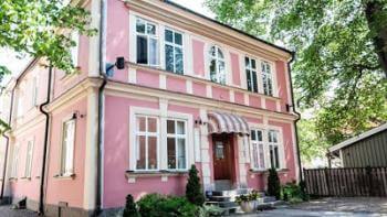 Stäms på 1,25 miljoner för ogiltig bostadsrätt