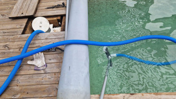 Poolfyllningar fick vattentorn att börja sina