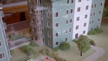 "Trippelsmäll hotar bostadsrättsägare"