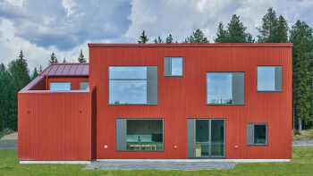 Villa Simonsson – helt i rött