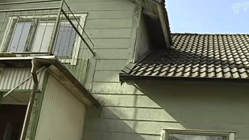 Lurades att köpa förfallet hus - nu går han till domstol