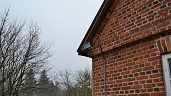 Kamerabråk i Sjöbo: Granne anmäld för övervakning