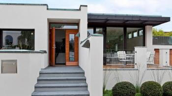 Minimalistisk 1960-talslyx i Helsingborg