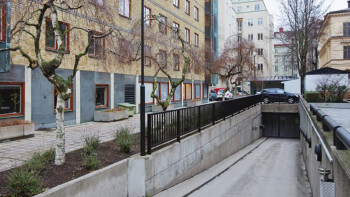 Parkering till salu för 700 000:-