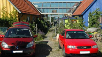 Lättare snåla på bilen än huset