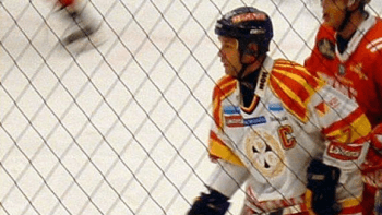 Brynäs gamla lagkapten får bannor av kommunen