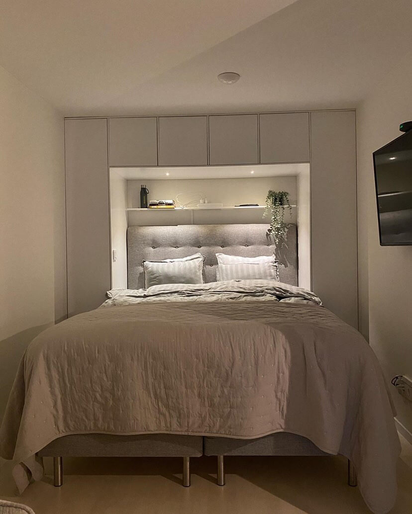 Förvaring runt säng