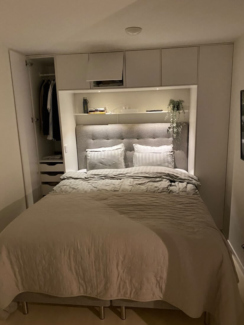 Förvaring runt säng