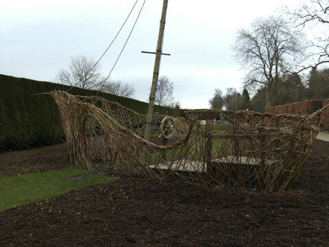 Willow_sculpture.jpg