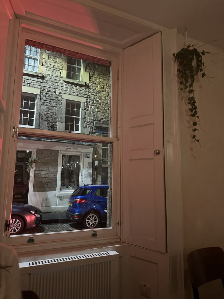 Invändig fönsterlucka Skottland