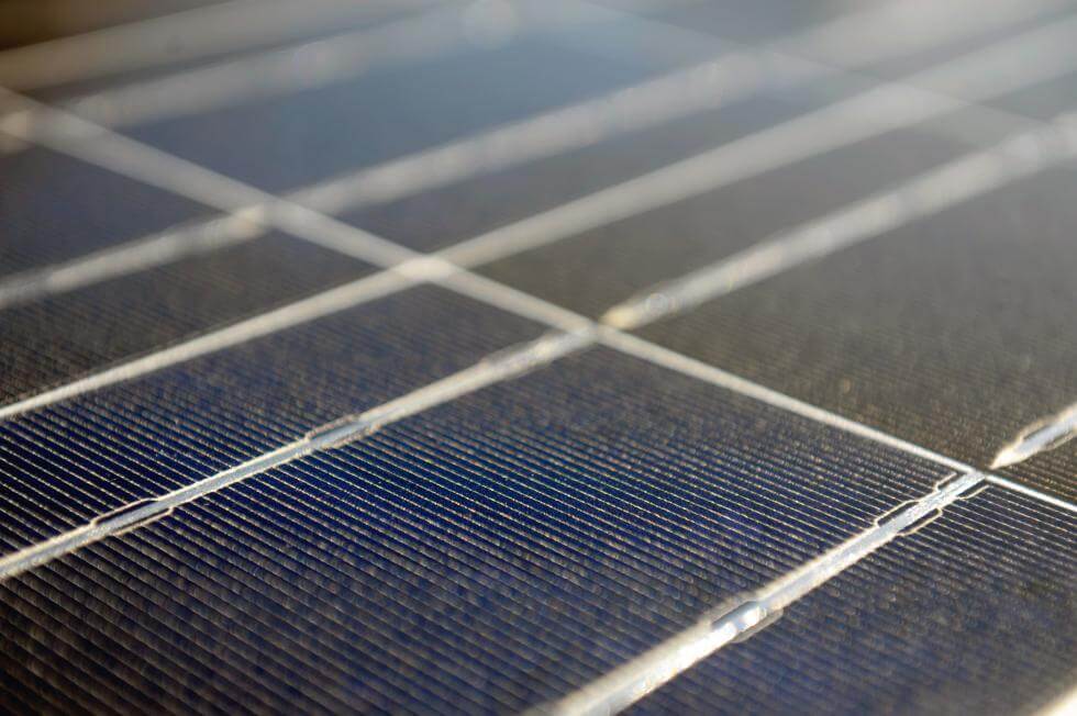 Solceller kan eventuellt påverka Försvarsmaktens anläggningar.