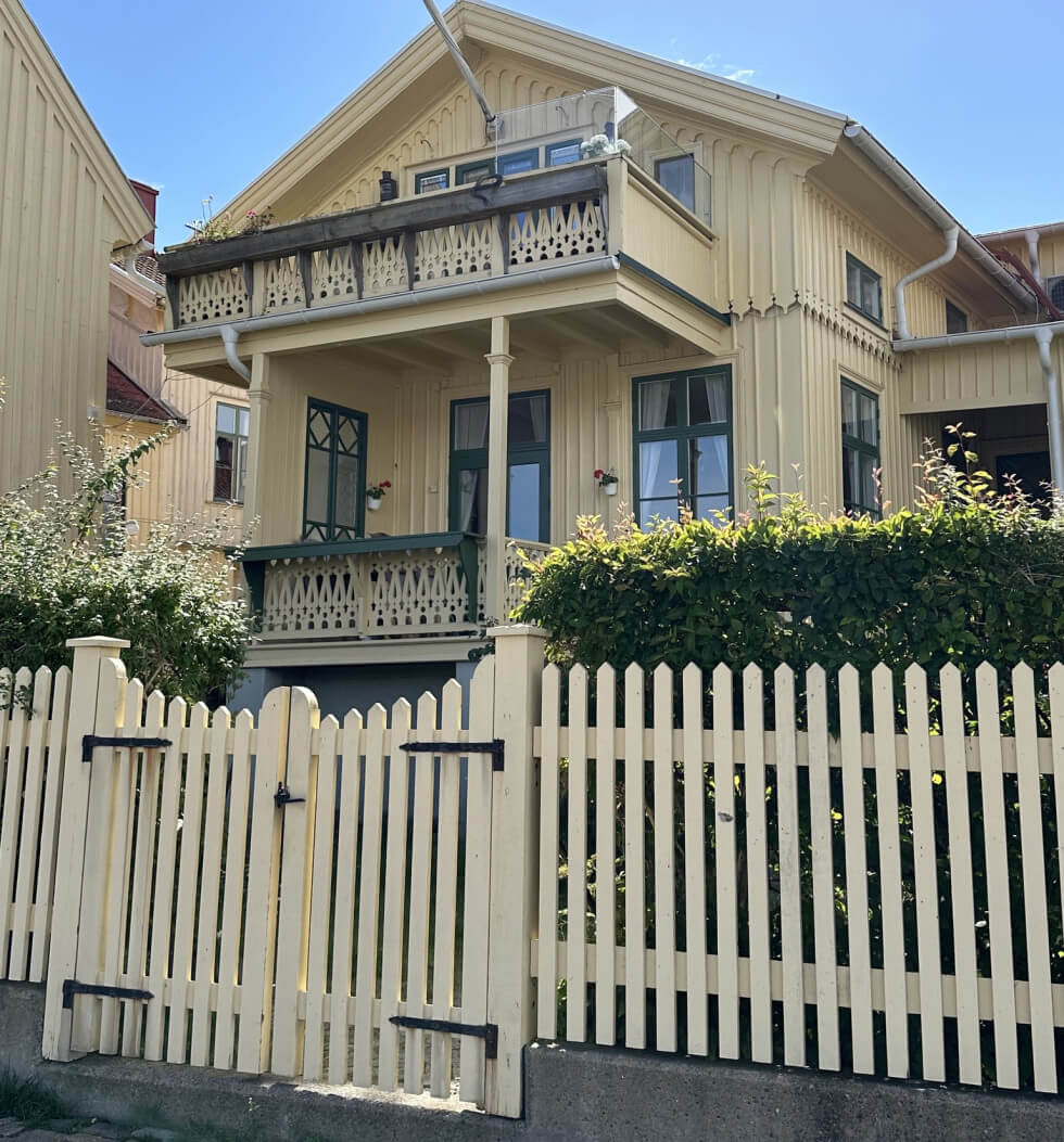 Marstrandsstaket vid Willa Arbuga på Marstrand.