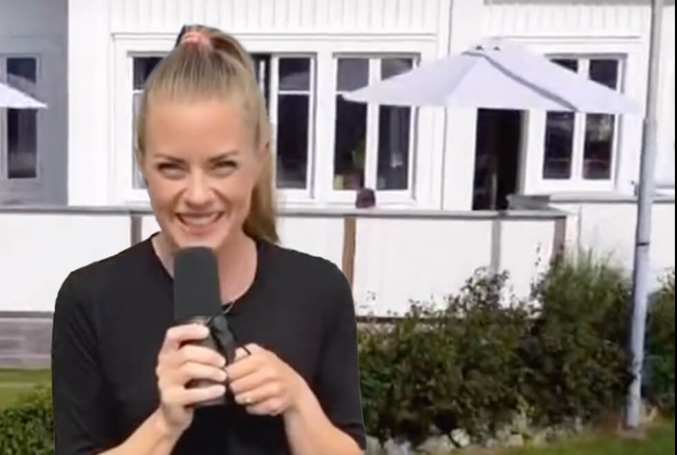 Emelie Bergqvist tar till okonventionell metod för att få huset sålt snabbare.