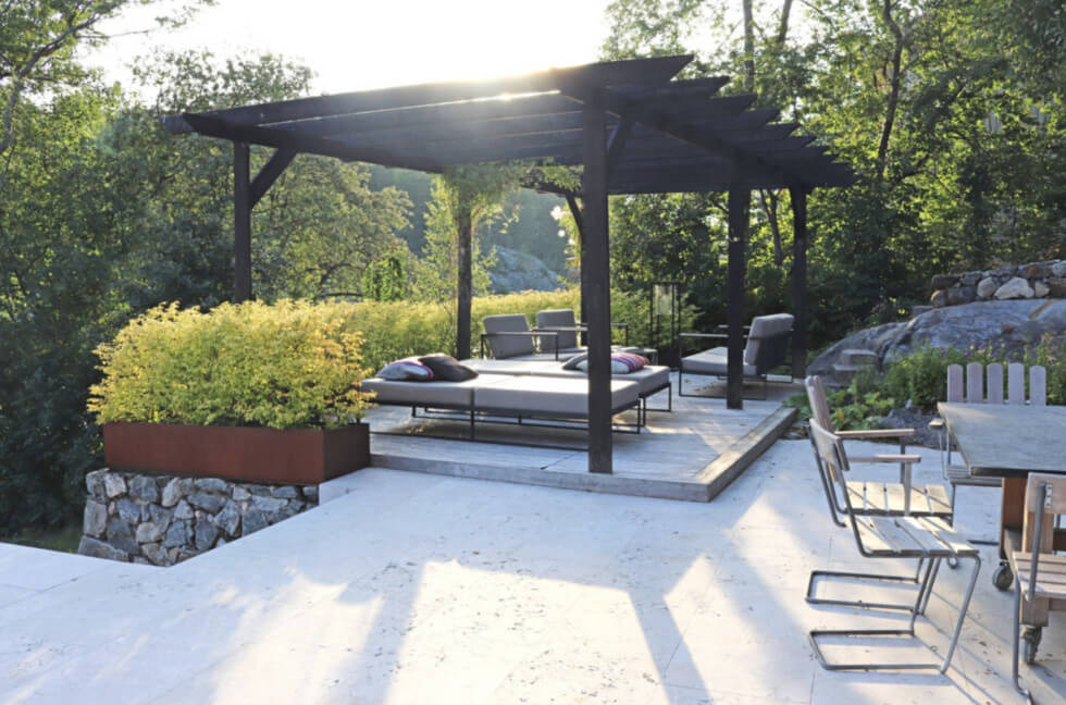 Pergola vid trädäck