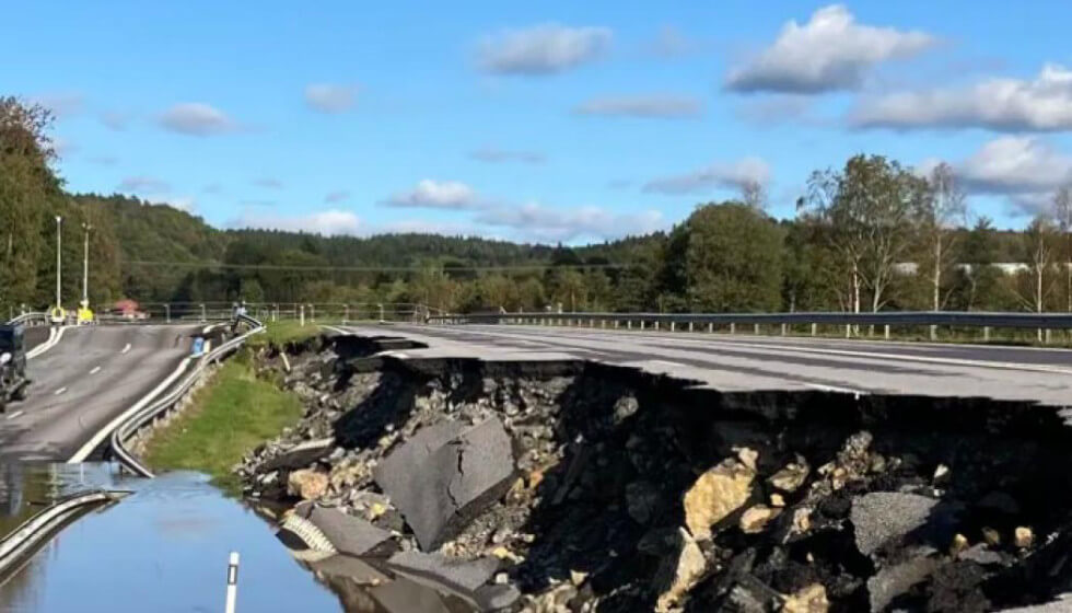 Åtalas för oaktsamhet vid markarbeten som orsakade jordskred