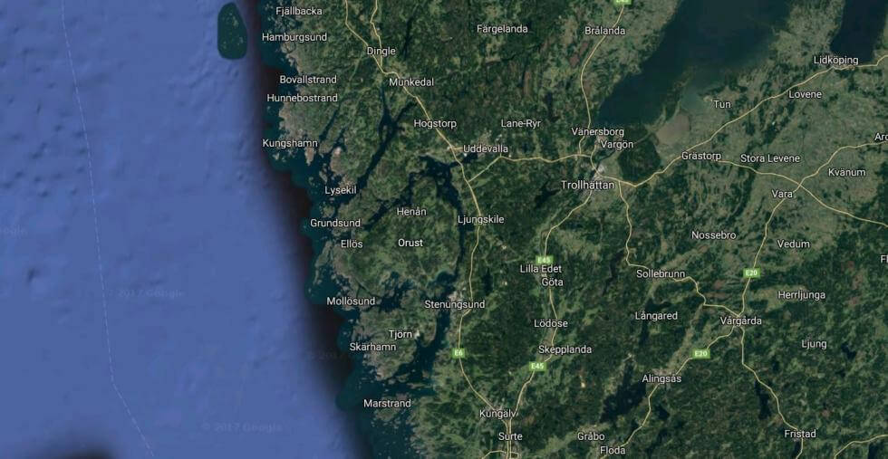 De två öarna finns i Bohuslän.