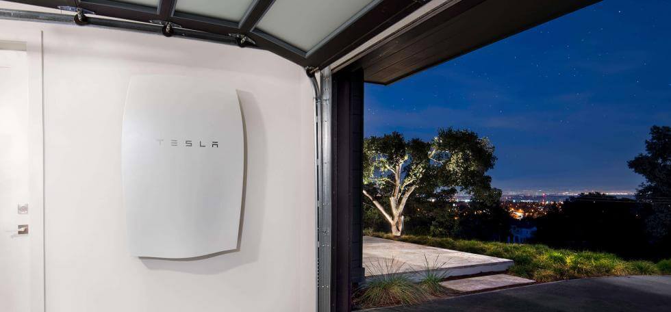Teslas hembatteri som är tänkt att överbrygga solenergigapet mellan dag och natt.