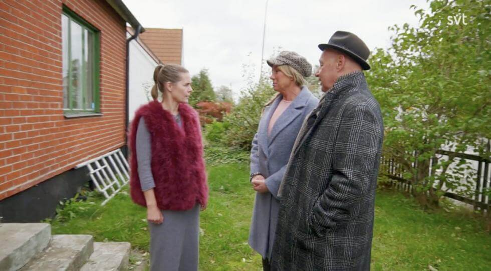 Gert Wingårdh och Anne Lundberg hälsar på Pernilla