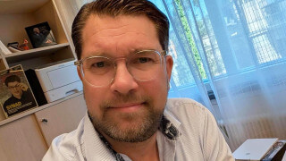 Jimmie Åkesson: “La 100 kvadrat komposittrall som blev direkt farlig att gå på”