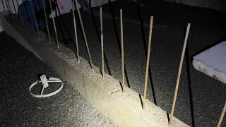 Byggaren har armerat för lite för att det är ”onödigt”