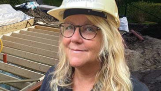 Charlotte Andersson: Btg golv i kallt uthus