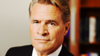 Granne släpper inte in mig på sin tomt för att underhålla min gavel